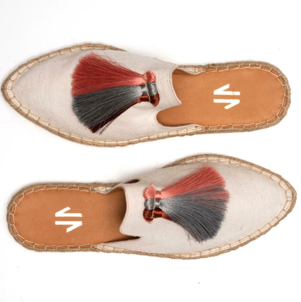 Silvia Cobos Canvas Tasseled Slip on Sunrise Mules Sz 8.5 NEW